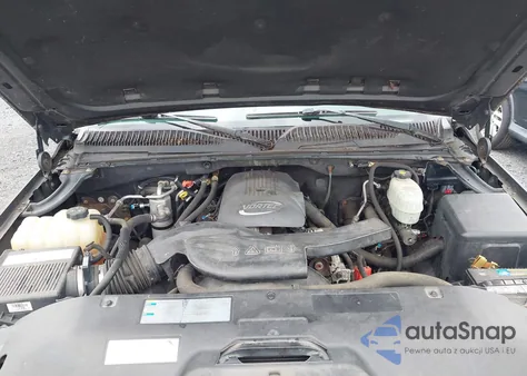 2004 Chevrolet Suburban K1500 из США, поврежденный, VIN 1GNFK16Z84J182246